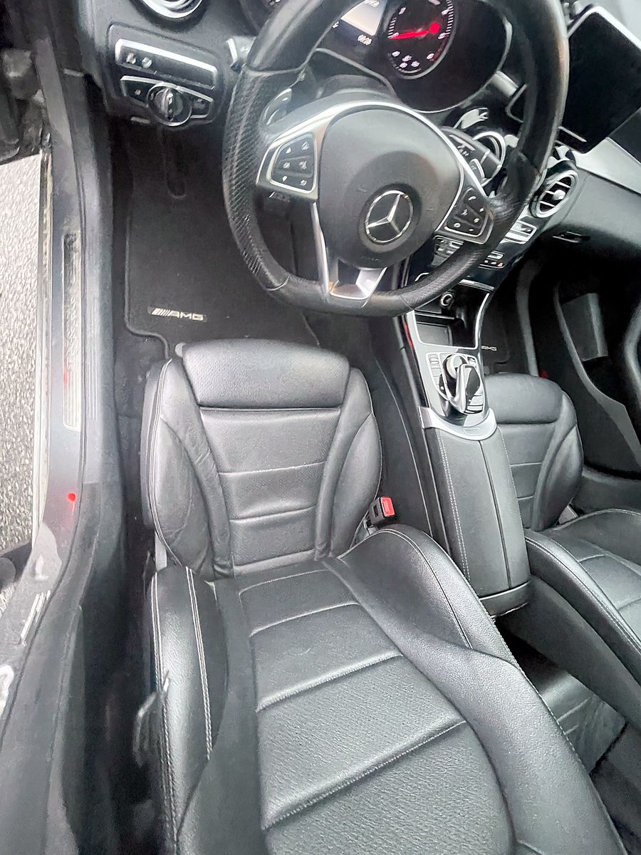 Mercedes Classe C, siège conducteur après nettoyage